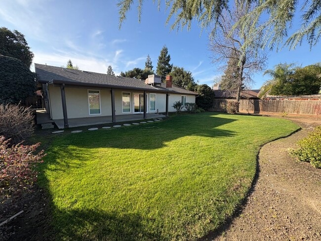 Building Photo - Beautiful Home with solar coming soon!