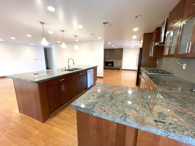 Building Photo - Contemporary East Manhattan Home