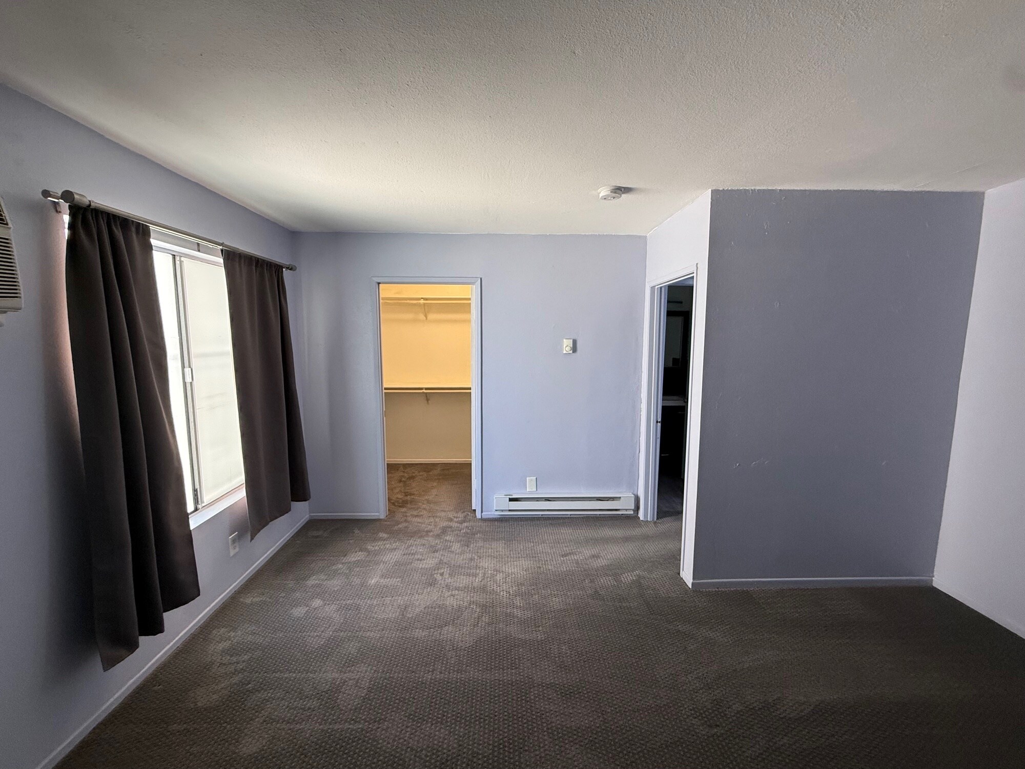Building Photo - 616 Tularosa Dr. 4