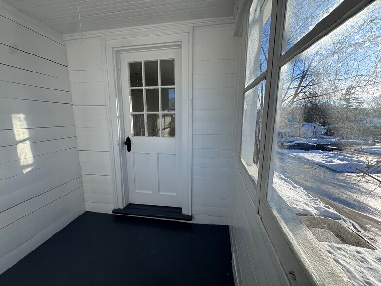 Sunroom - 11 Page St