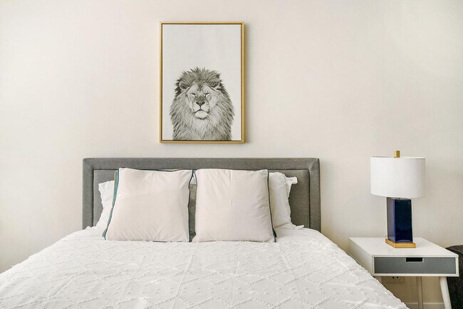 Building Photo - 500 E 62nd St