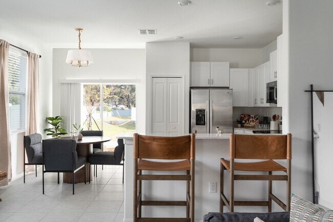 Building Photo - 38119 Fallstone Wy