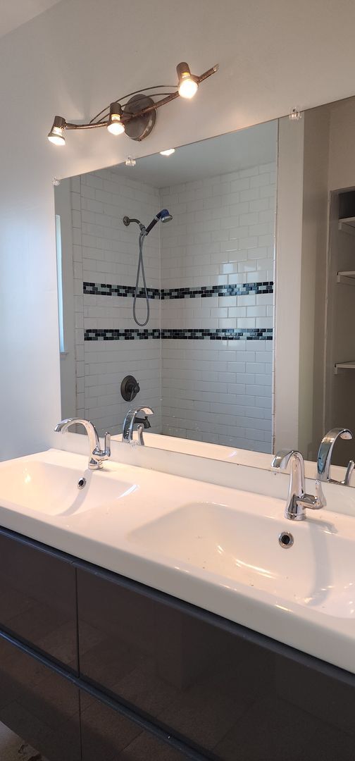 Building Photo - 400 Buckeye Terrace