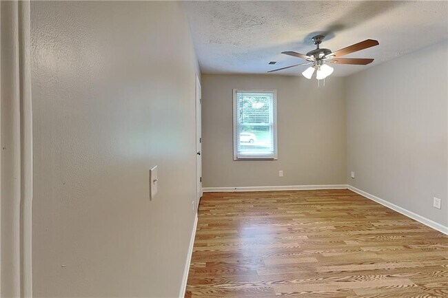Building Photo - 1719 Colemans Landing