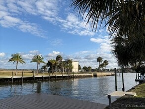 Building Photo - 1331 NW 20th Ave