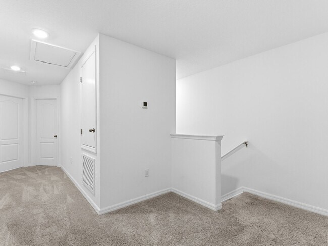 Building Photo - Practically brand-new 3 BR/2.5 BA/1 Car Garage Townhome in Mirada