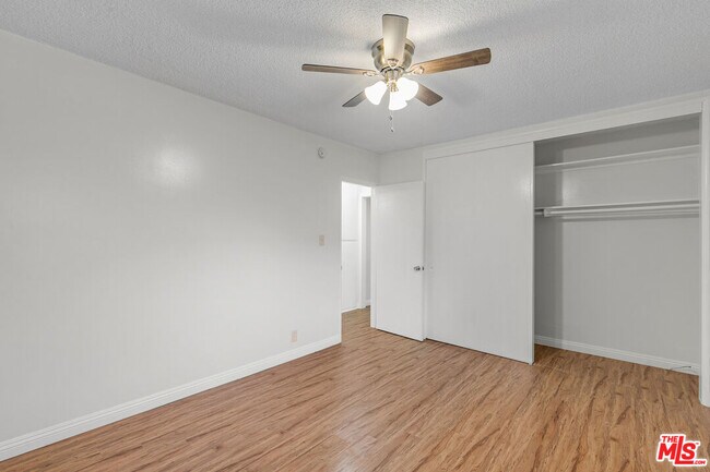 Building Photo - 2701 S Peck Ave