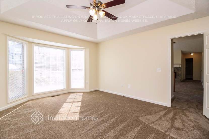 Building Photo - 3517 Willow Tree Cir