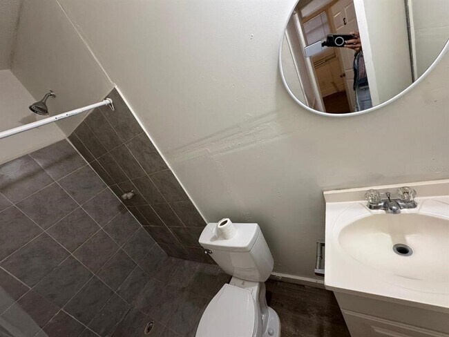 Building Photo - 4201 Cepeda St