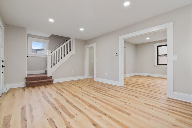 Building Photo - SCORE 50% OFF 1ST MONTH'S RENT IF SIGNED BY FEB 20! Newly Renovated 3 Bedroom home in Bridgeville...