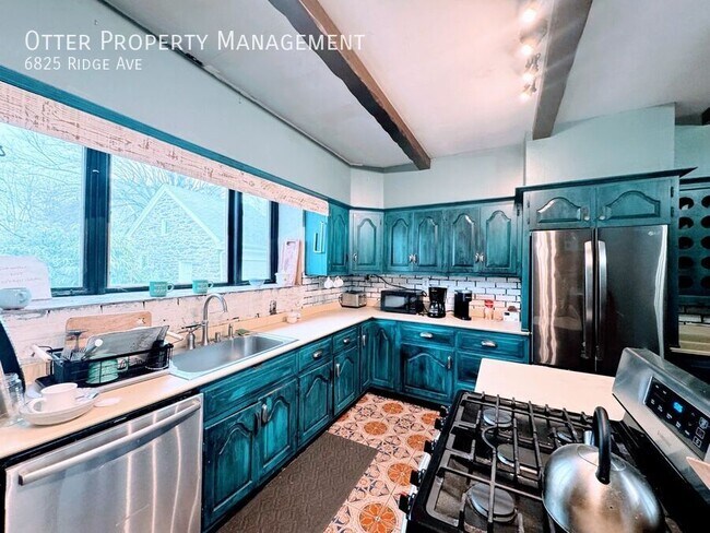 Building Photo - 6825 Ridge Ave