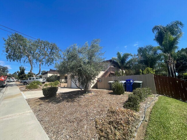 Building Photo - Beautifully Updated Home with Private Outdoor Space