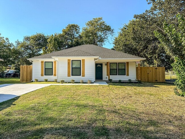 Primary Photo - *NEW CONSTRUCTION* 3-Bedroom 2-Bathroom Ho...