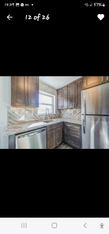 Building Photo - 728 Mayville Ave