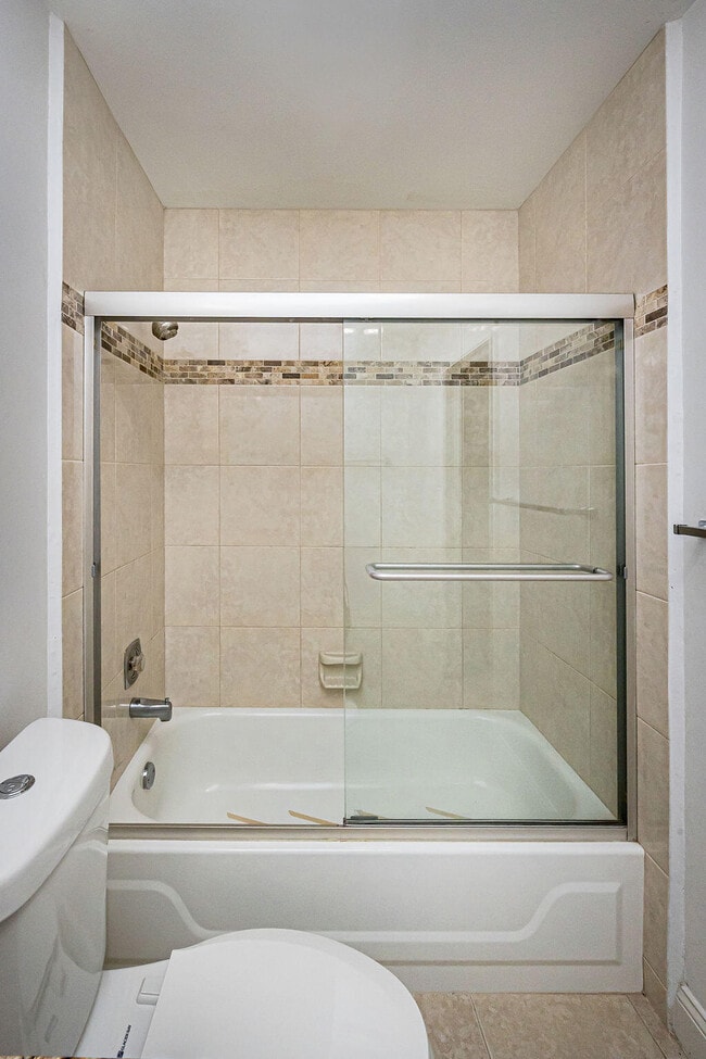 Building Photo - 14404 Canalview Dr