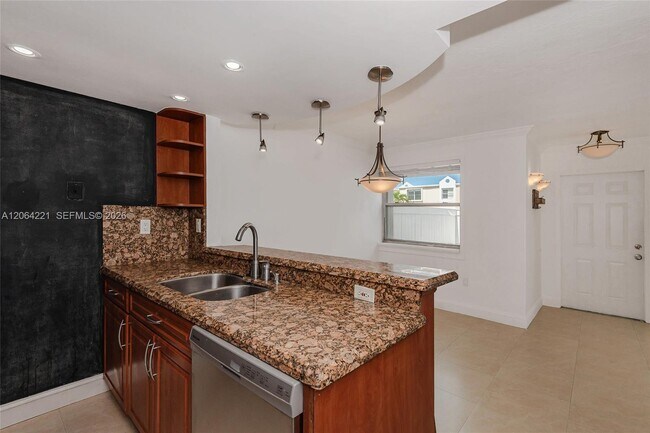 Building Photo - 4520 SW 68th Ct Cir