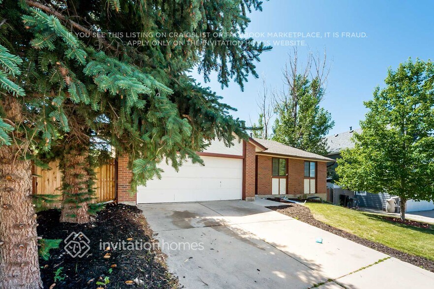 Building Photo - 2230 Beacham Dr