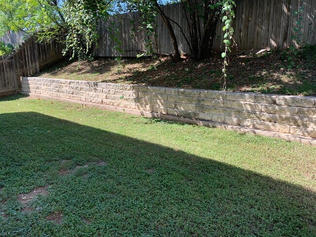Building Photo - 5805 Loblolly Ln