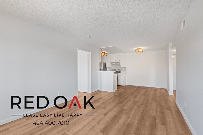 Building Photo - 11817 Victory Blvd