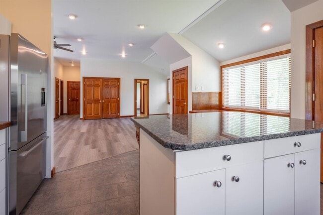 Building Photo - 51 Depot Rd