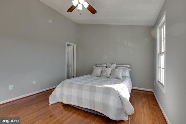 Building Photo - 7943 Brightmeadow Ct