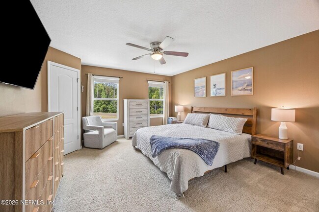 Building Photo - 470 Servia Dr