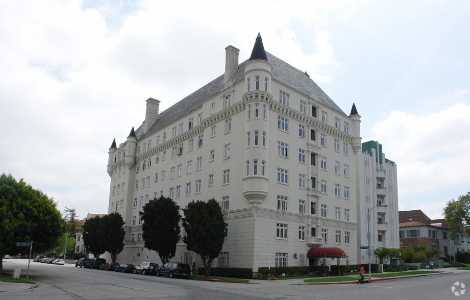 DON St. Germaine 900 S Serrano Ave Los Angeles CA 90006 Apartment