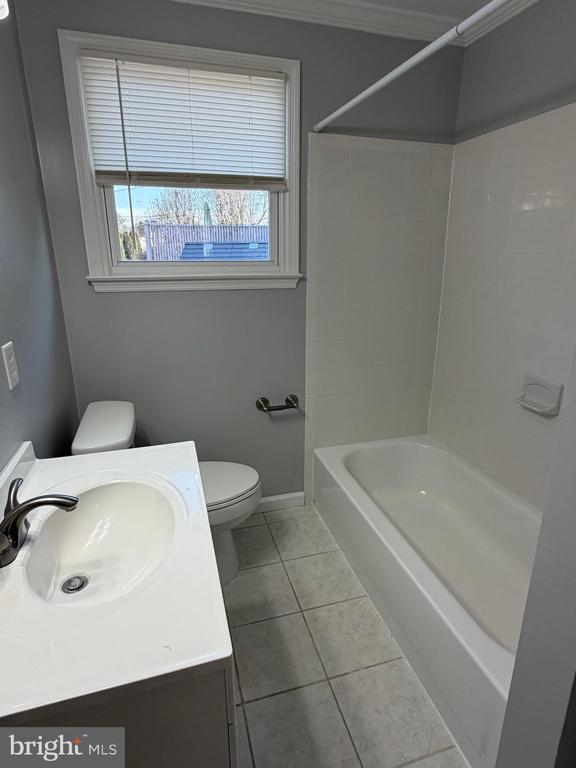 Building Photo - 2630 Millcreek Rd