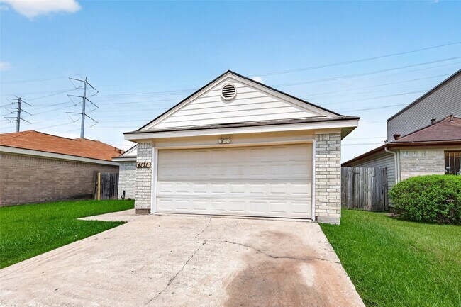 Building Photo - 4131 Baynard Dr