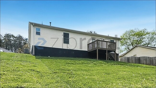 Building Photo - 6409 Beeler Rd