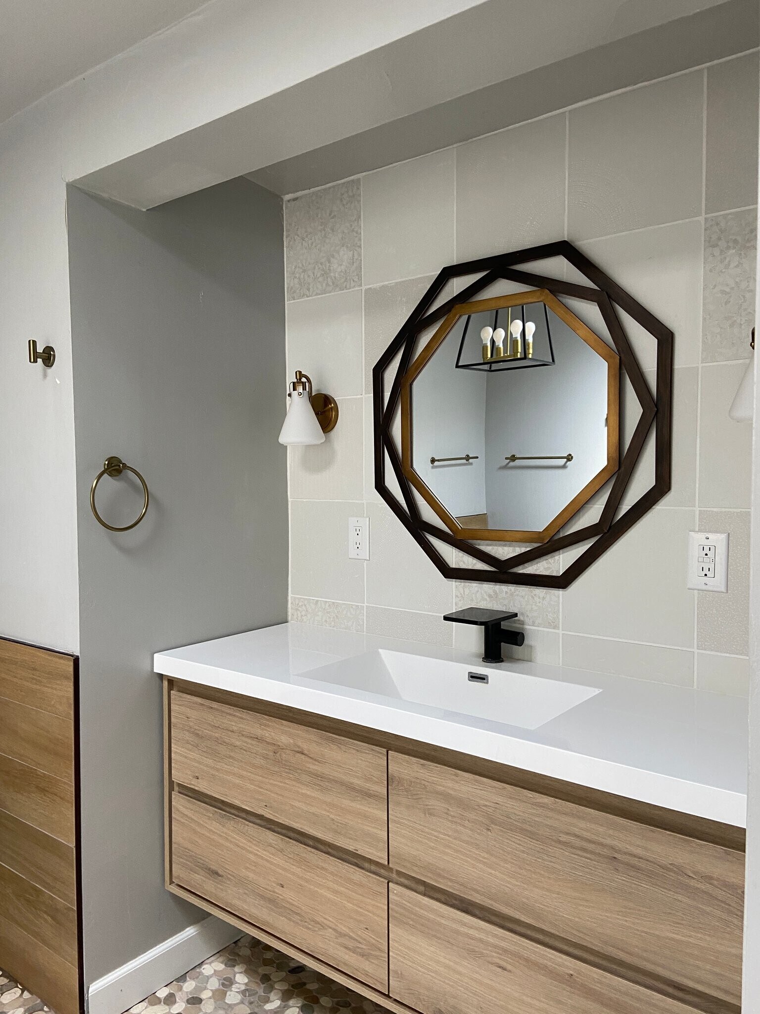 Building Photo - 61579 Sun Terrace