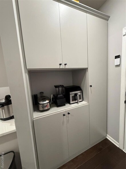 Building Photo - 4811 Broomfield Wy