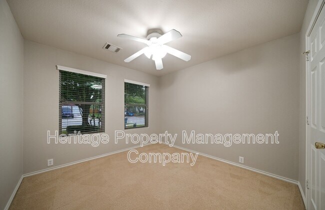 Building Photo - 5125 Knollwood