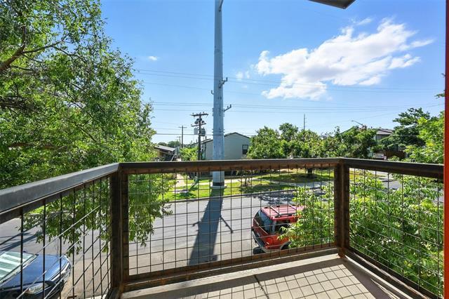 Building Photo - 903 Fannin St