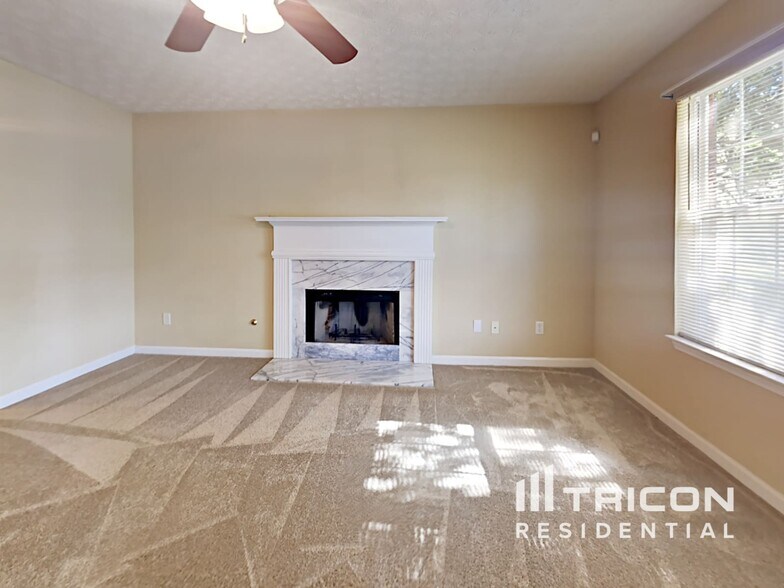 Building Photo - 1040 Kirtley Way SE