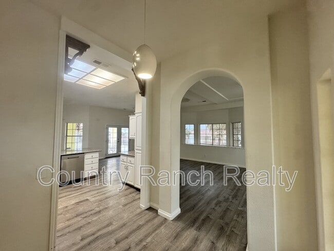 Building Photo - 2184 Emerald River Cir