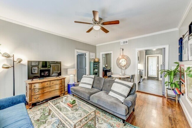 Building Photo - 28 Collier Rd NW