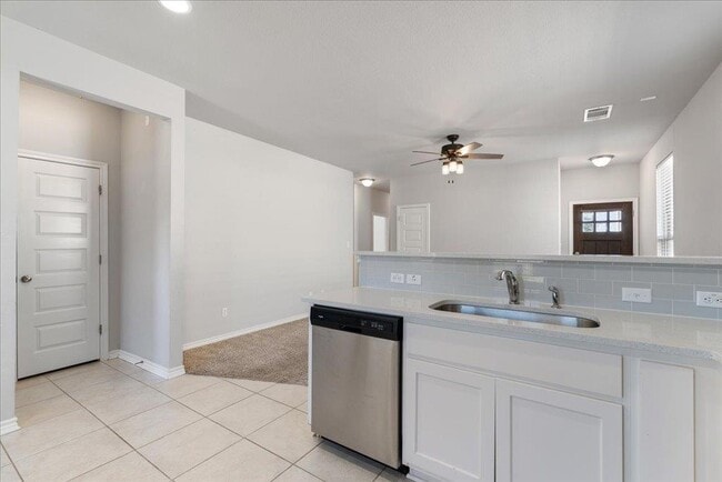Building Photo - 309 Trellis Blvd