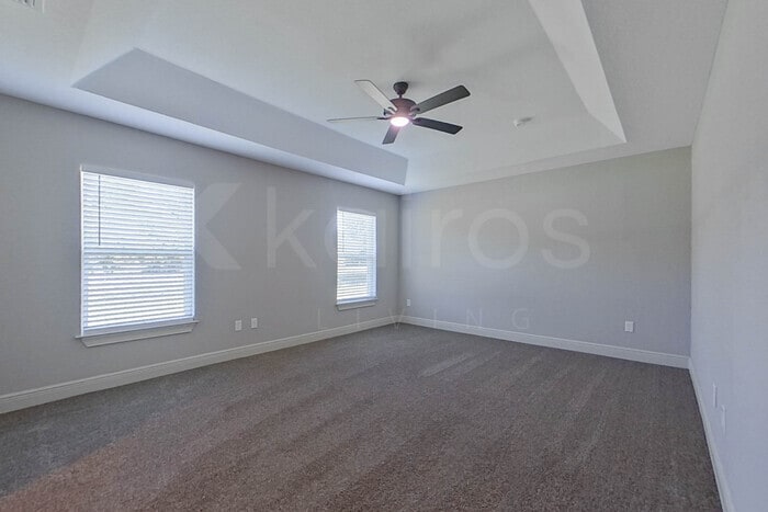 Building Photo - 6 Malauka Radial Pl