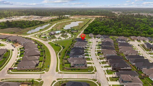 Building Photo - 19375 Poppy Vlg Cir