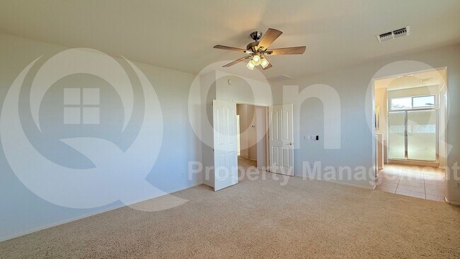 Building Photo - 3316 E Kingbird Pl