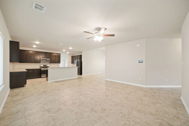 Building Photo - 8907 Arundal Garden