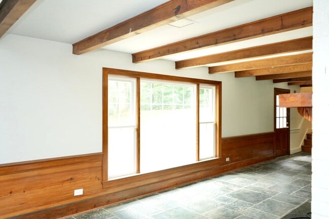 Building Photo - 4419 Dickerson Rd