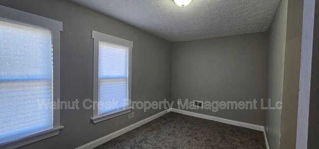 Building Photo - 9710 Easton Ave