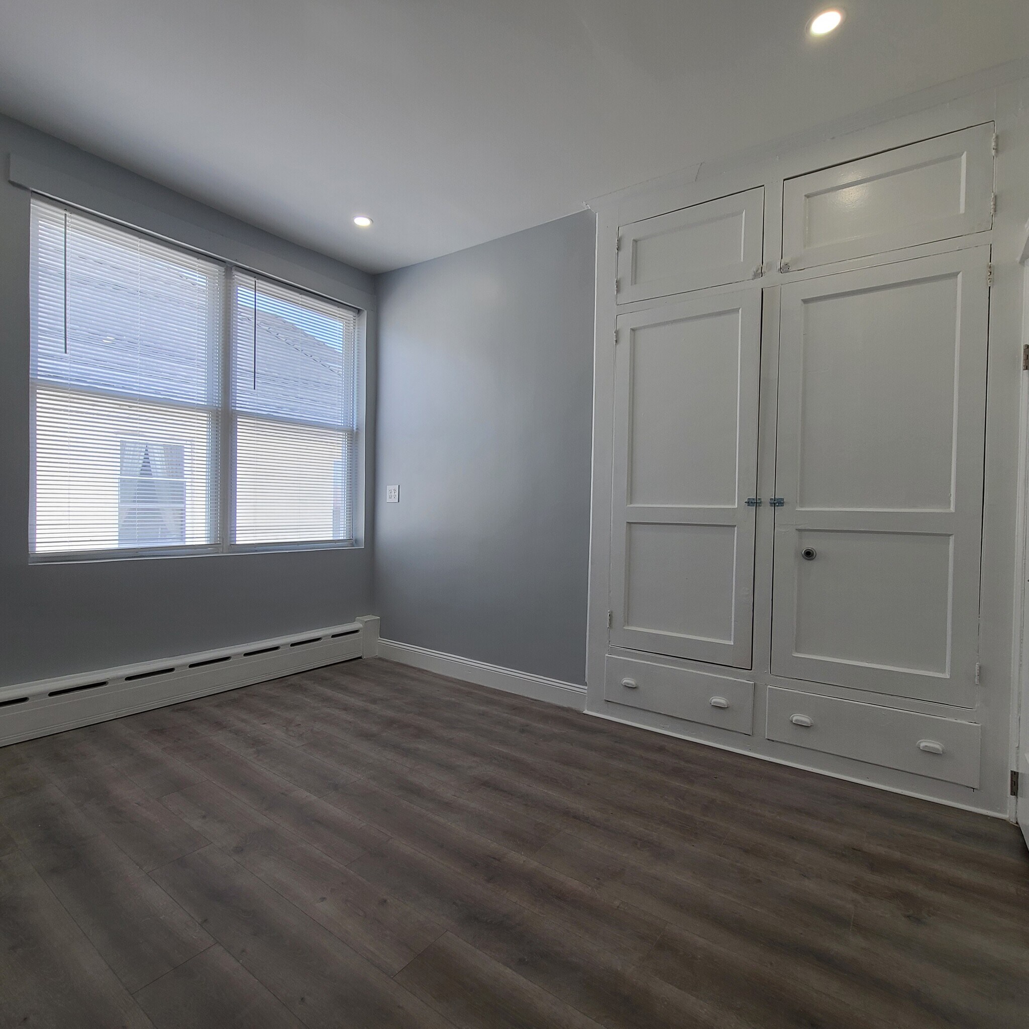 Building Photo - 6117 Monitor Plz