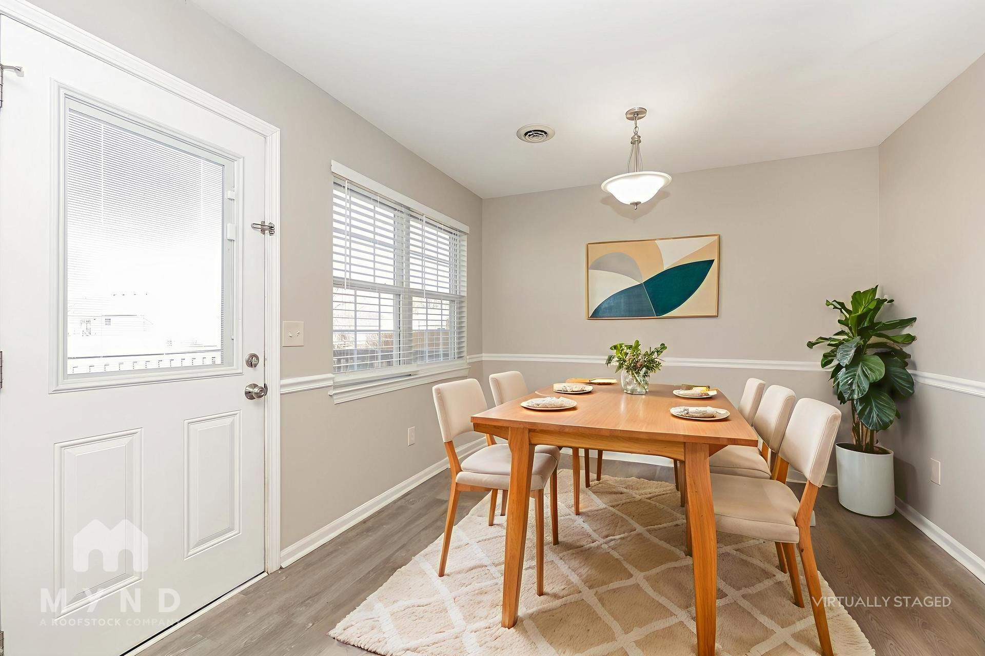 Building Photo - 2423 Lismore Dr