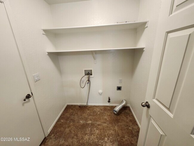 Building Photo - 13697 E Oxmoor Valley Dr