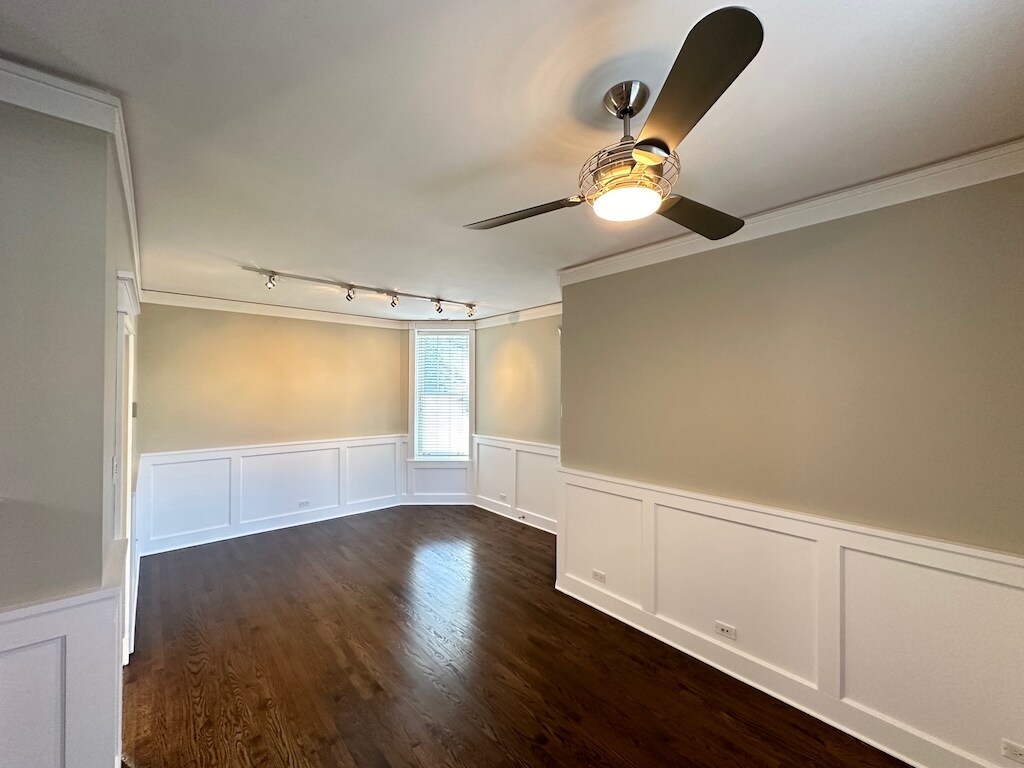 Building Photo - 3614 N Bosworth Ave