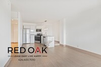 Building Photo - ~1 Month FREE~ Stunning One Bedroom with C...