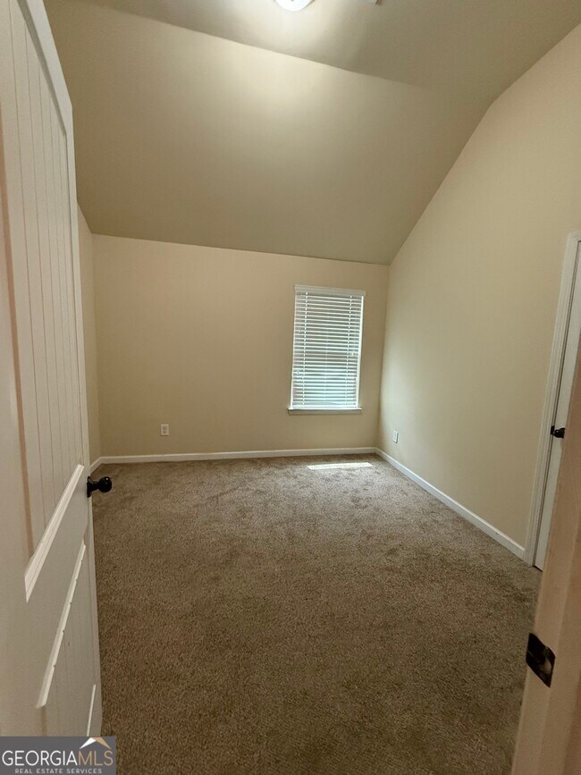 Building Photo - 2529 Shropshire Pl